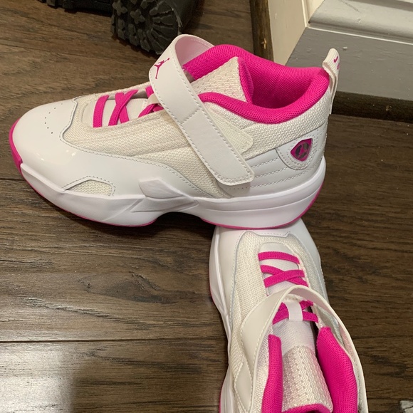 Girls air jordan nike - Picture 1 of 2